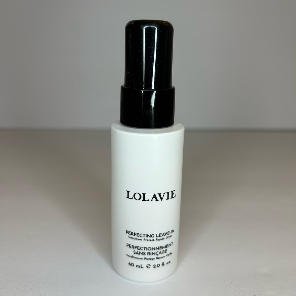 Lolavie Perfecting Leave-In Hair Treatment - Black and White